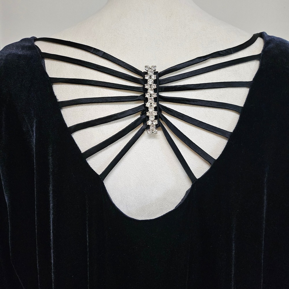 Vintage 80s Dressy Betsy Black Velvet Rhinestone Back Top Size 3X Glam Evening